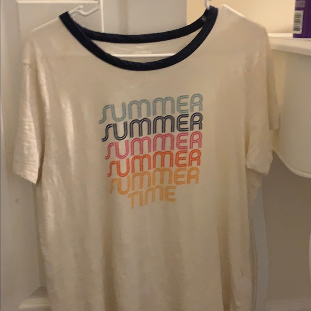 Summer time tshirt from old navy///used